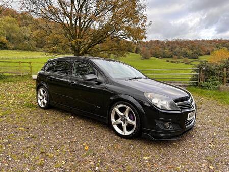 VAUXHALL ASTRA 1.8 i 16v SRi