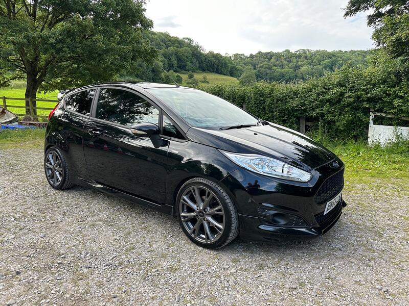 FORD FIESTA 1.0 T EcoBoost ST-Line