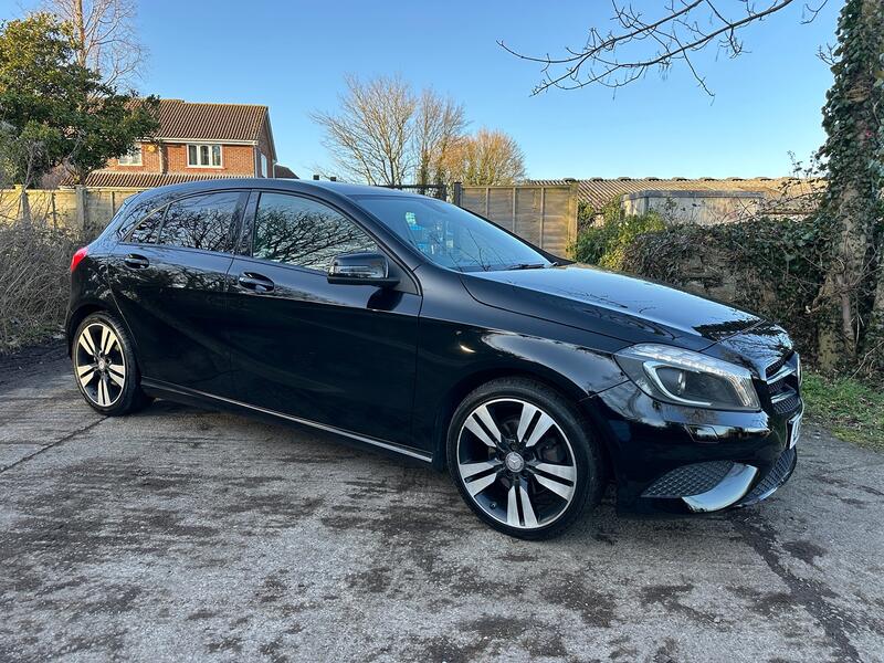 MERCEDES-BENZ A CLASS 2.1 A200 CDI Sport