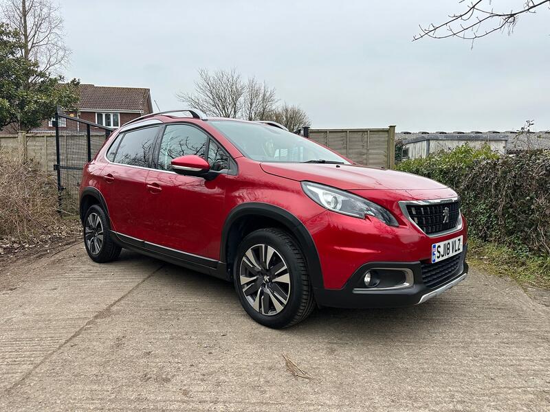 PEUGEOT 2008 1.2 PureTech Allure