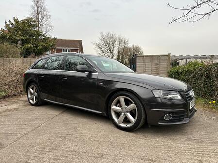 AUDI A4 AVANT 1.8 TFSI Executive S line