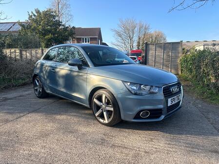 AUDI A1 1.6 TDI Sport