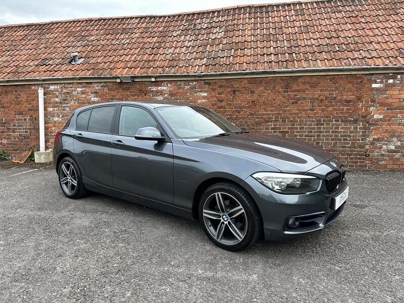 BMW 1 SERIES 1.5 118i Sport 5-Door