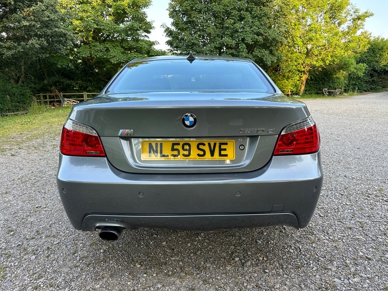 BMW 5 SERIES