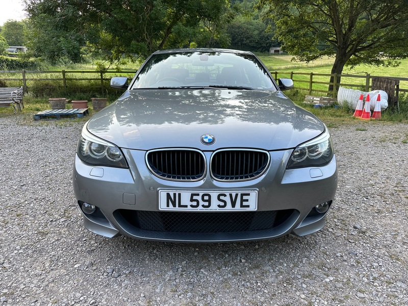 BMW 5 SERIES