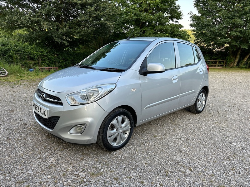 HYUNDAI I10